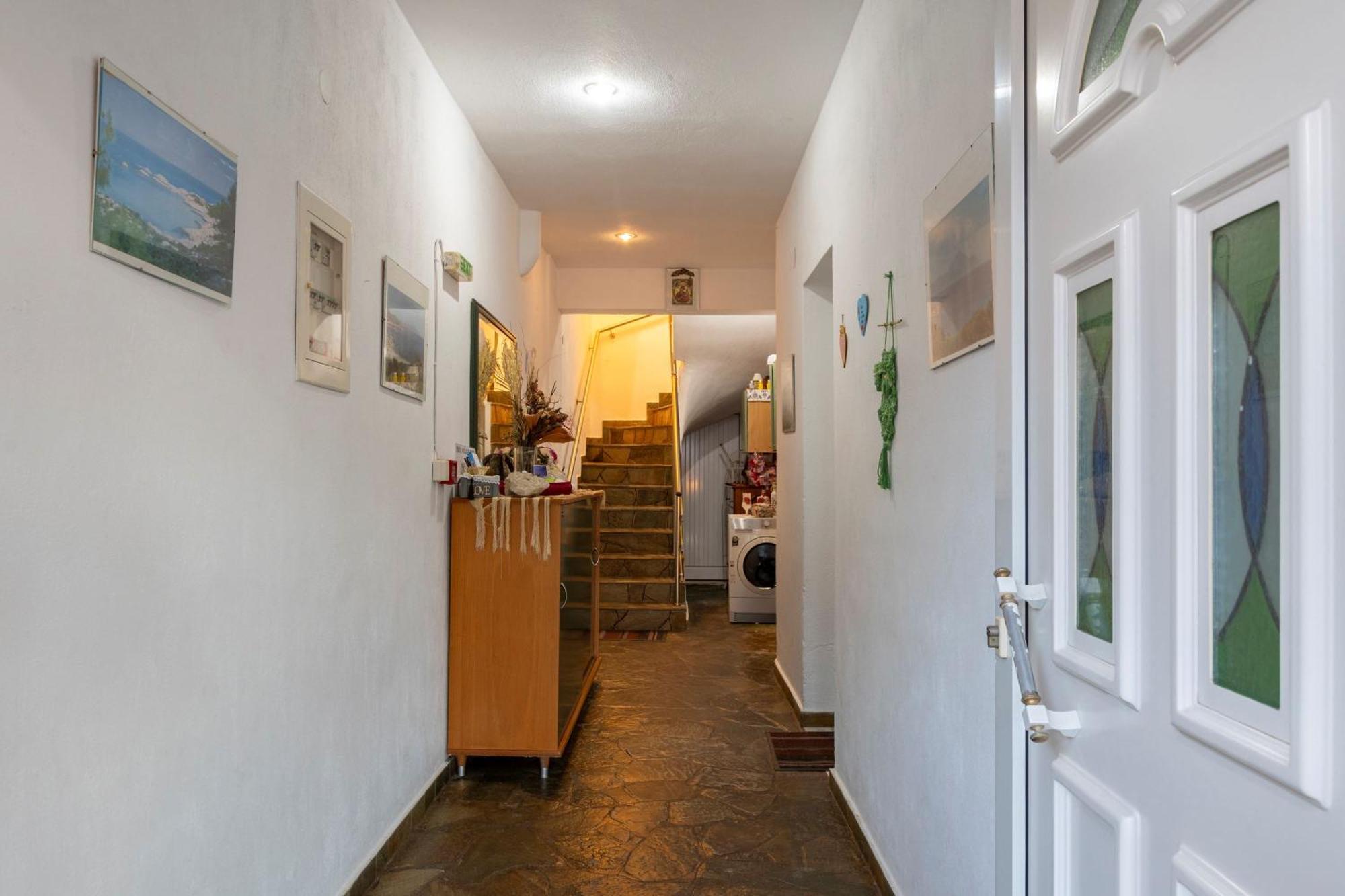 House Niki Apartment Сарти Екстериор снимка