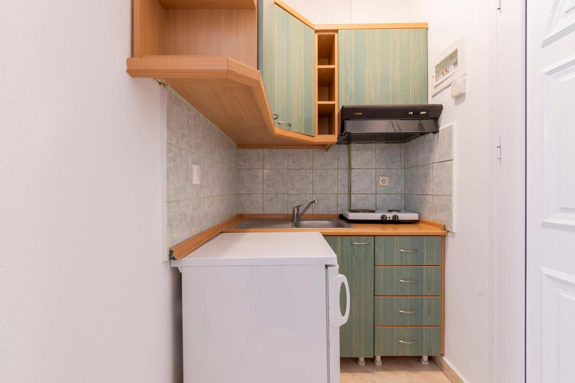 House Niki Apartment Сарти Екстериор снимка