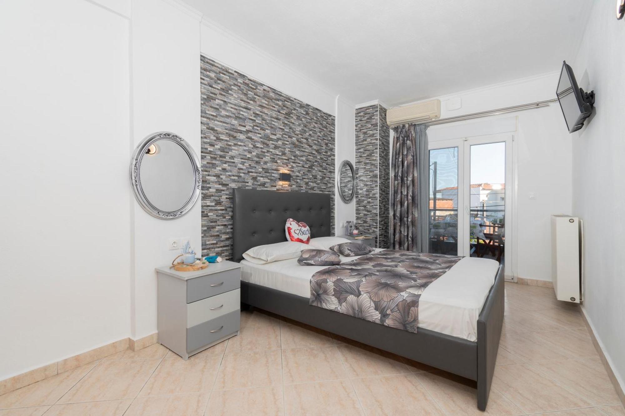 House Niki Apartment Сарти Екстериор снимка