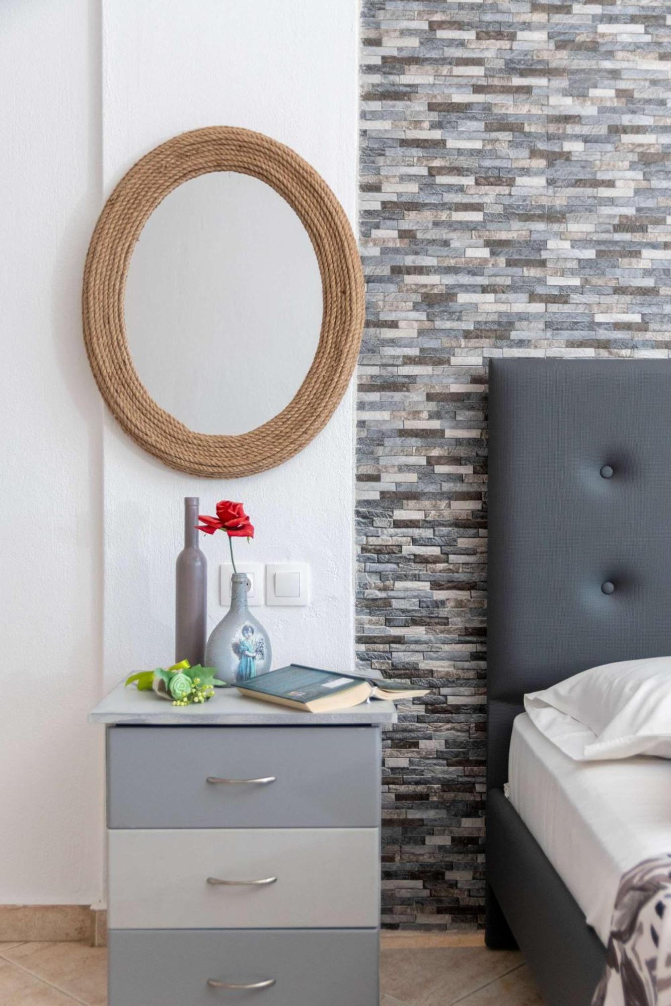 House Niki Apartment Сарти Екстериор снимка